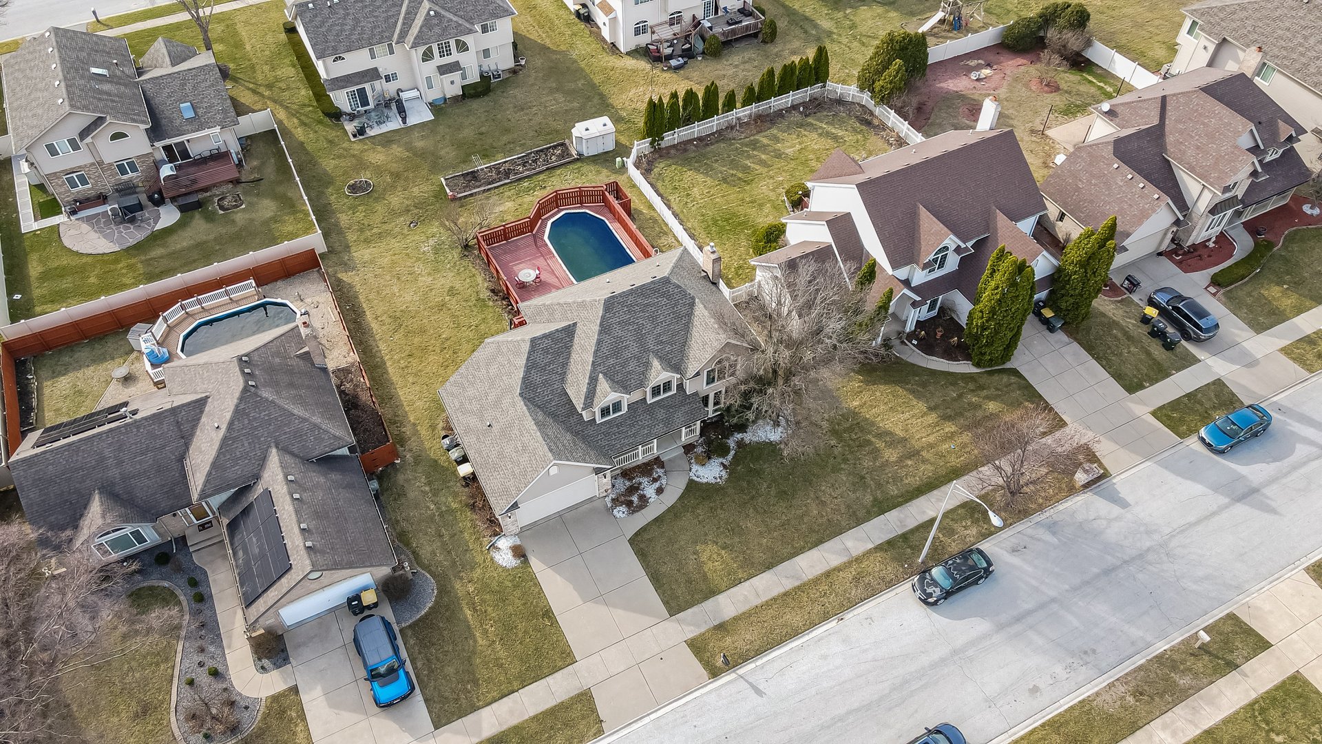 18036 Crystal Lane Lansing, IL 60438 - Photo 46 of 46 an aerial view of a house with a yard
