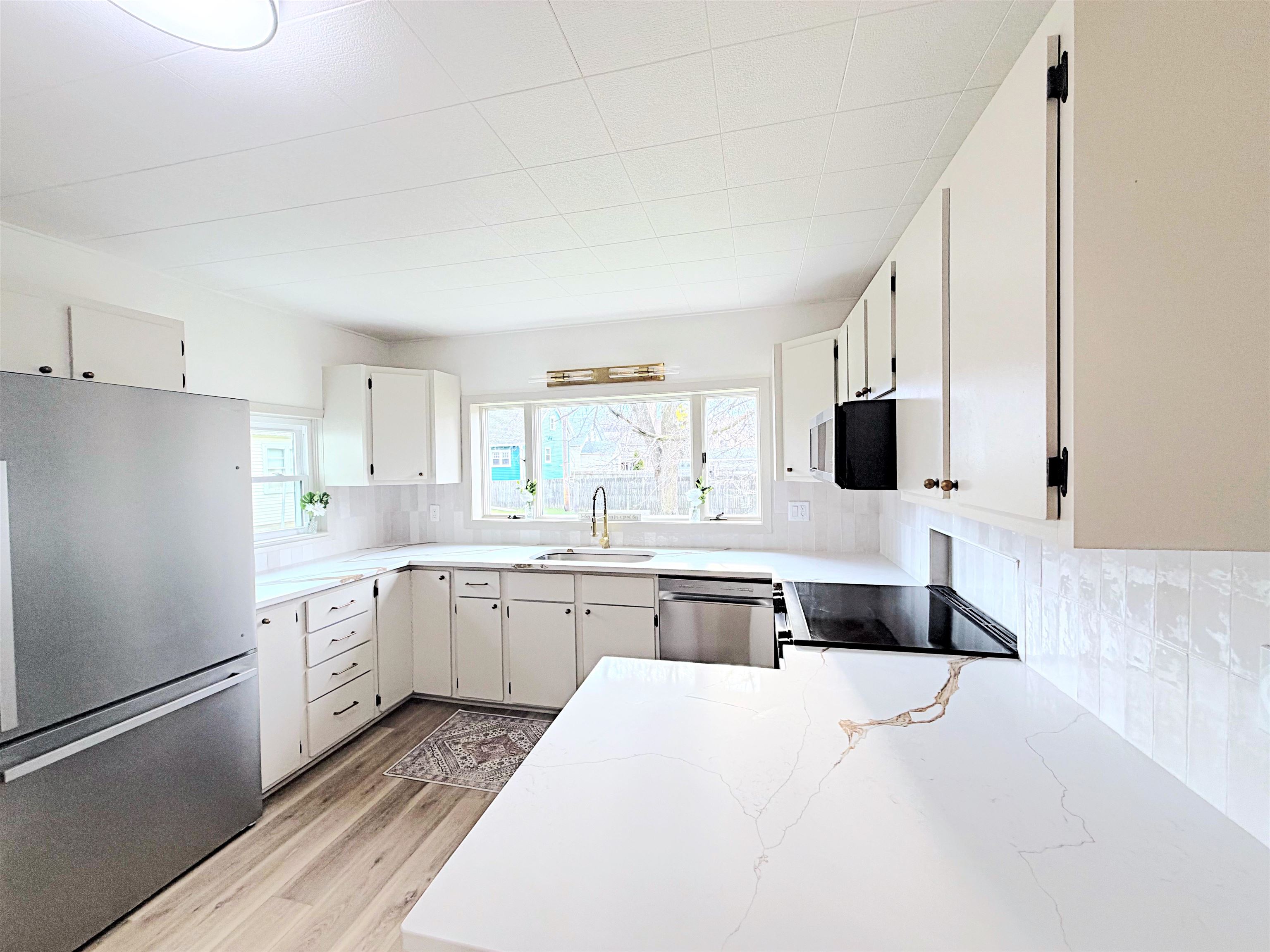 109 North Madison Street Chilton, WI 53014 - Photo 4 of 23