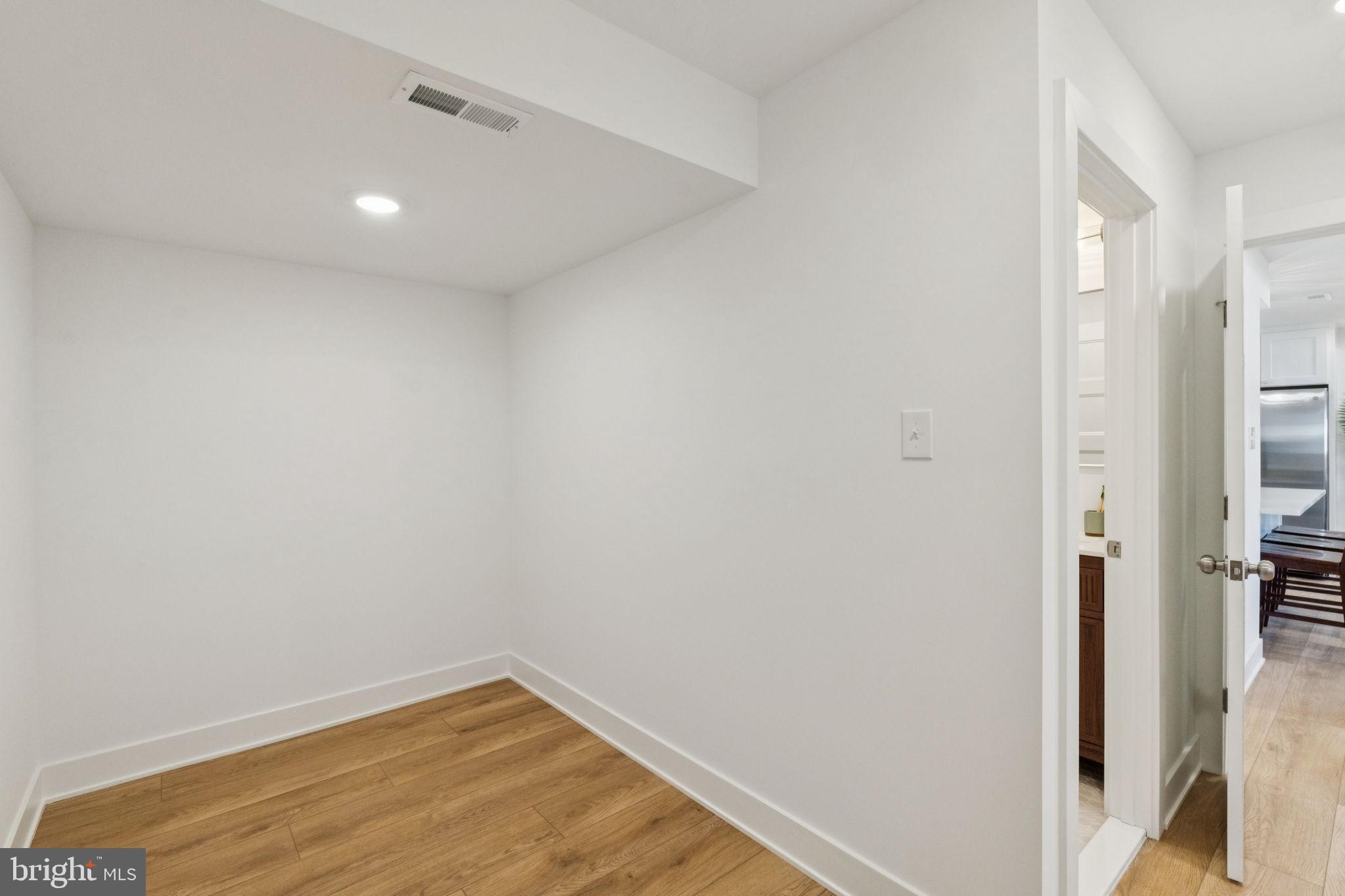 6966 Fowler Street Philadelphia, PA 19128 - Photo 18 of 30
