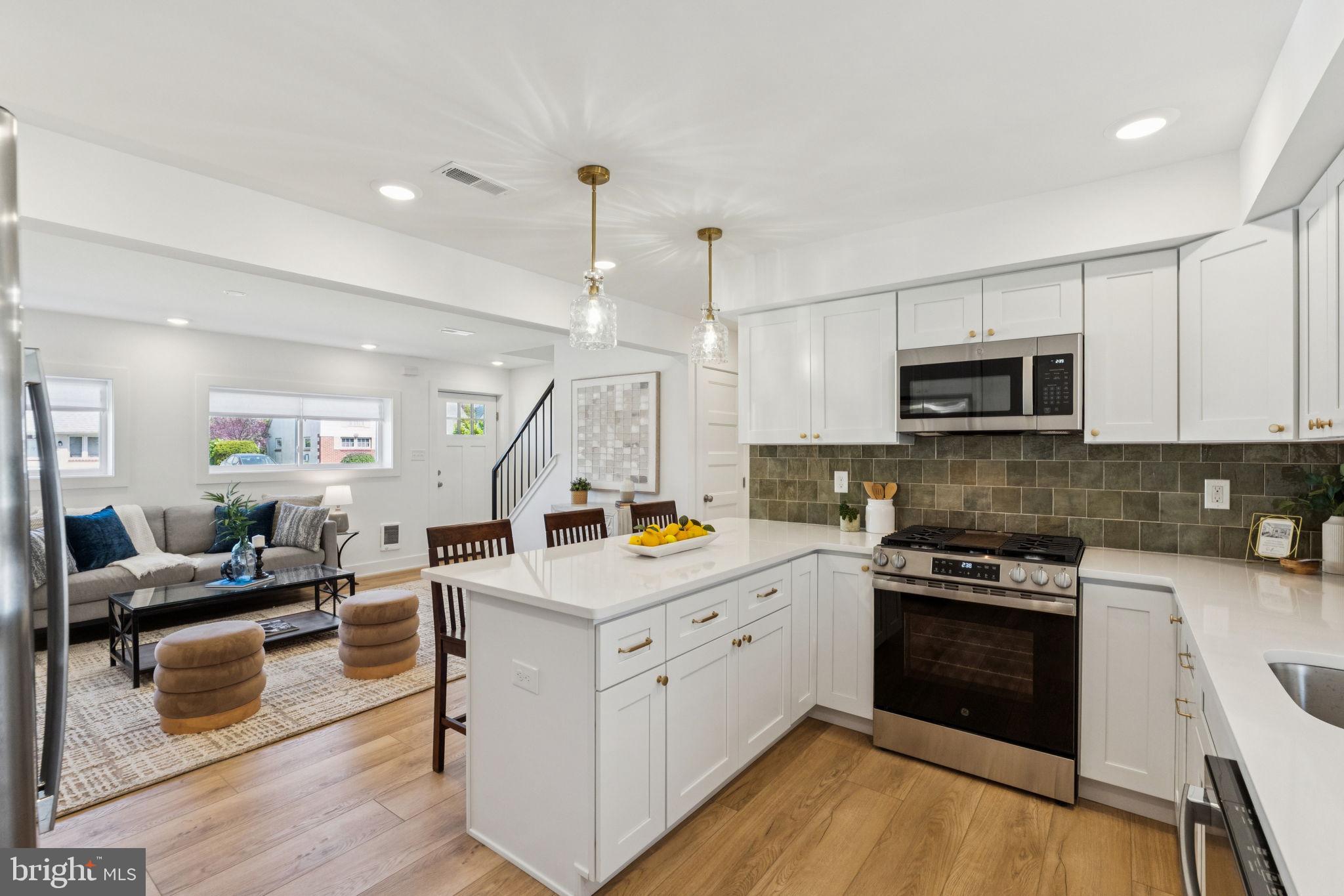 6966 Fowler Street Philadelphia, PA 19128 - Photo 10 of 30