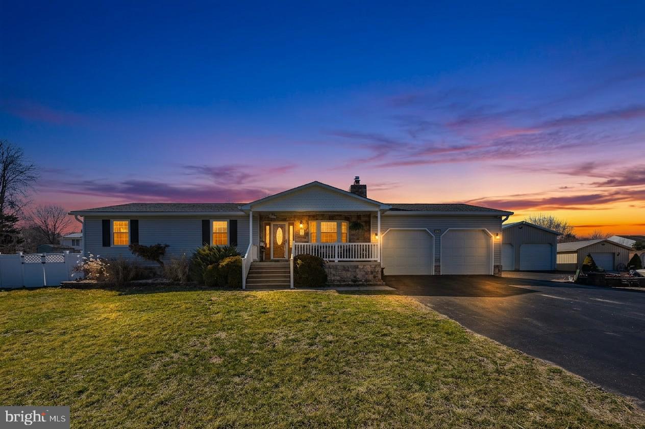716 Paradise Road Aberdeen, MD 21001 - Photo 3 of 85 a front view of a house with a yard