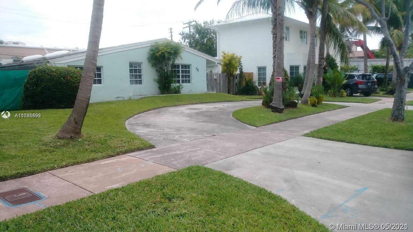 735 Fernwood Road Key Biscayne, FL 33149 - Photo 3 of 4