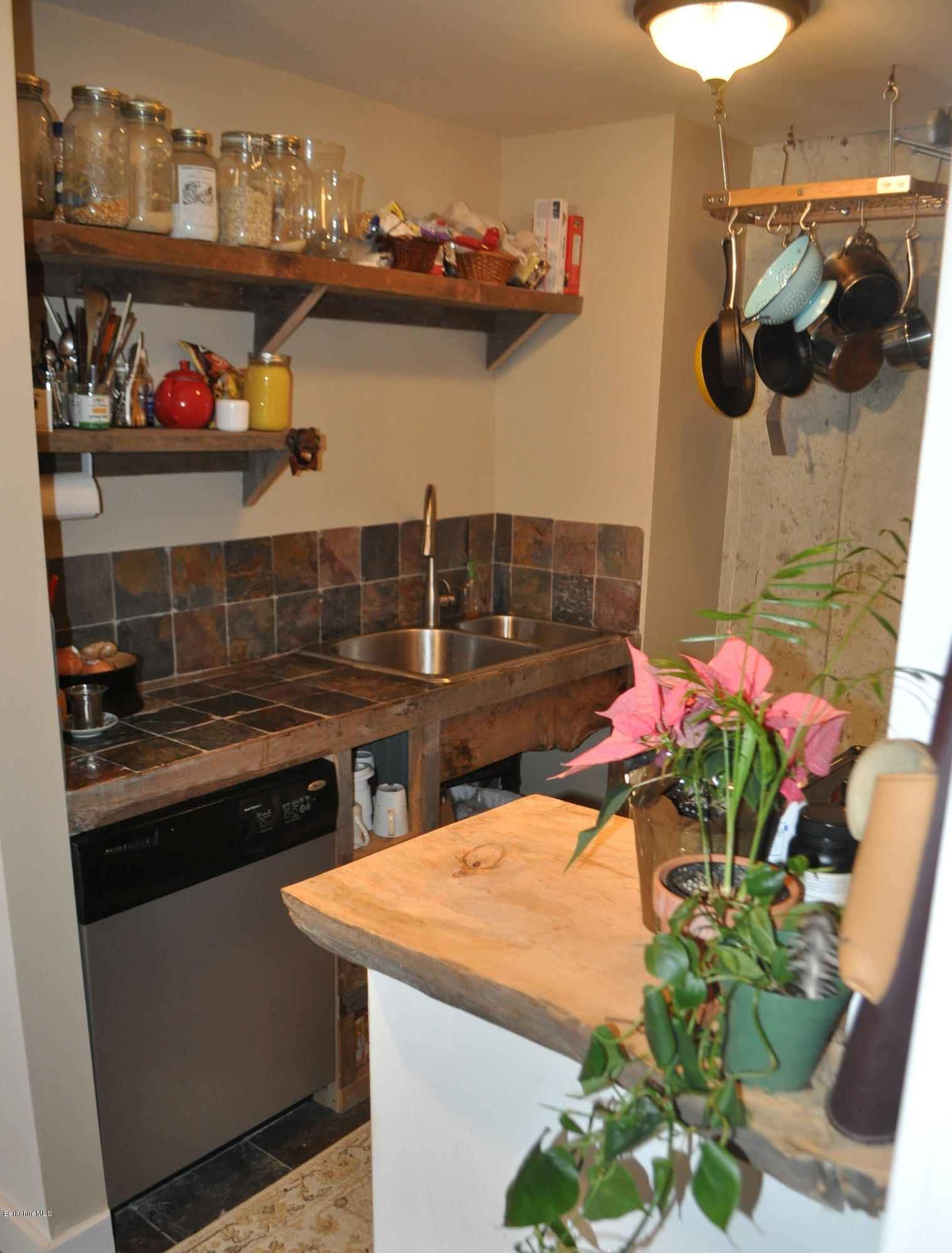 119 Hamilton Road Becket, MA 01223 - Photo 34 of 35 Hartman LL Kitchenette