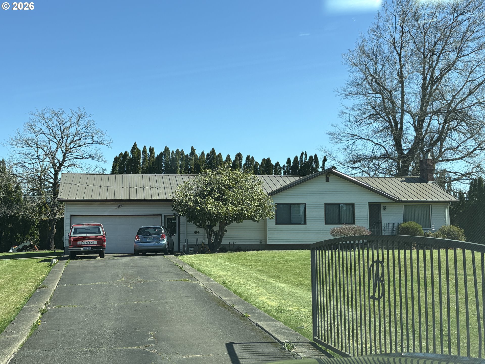 914 Southeast Evans Road Corbett, OR 97019 - Photo 1 of 29 Gallery Image 1