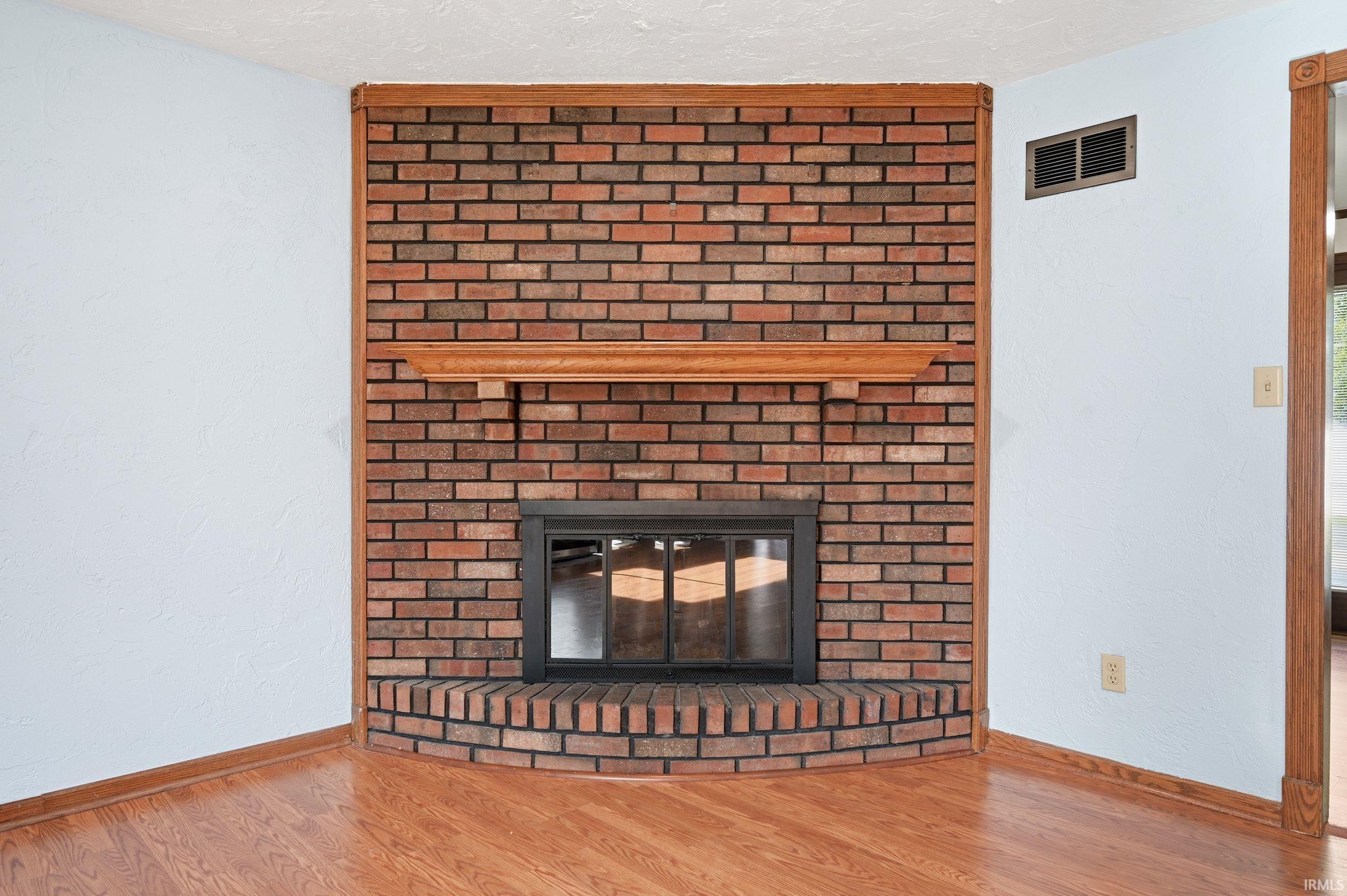1829 Edward Lane Anderson, IN 46012 - Photo 11 of 42
