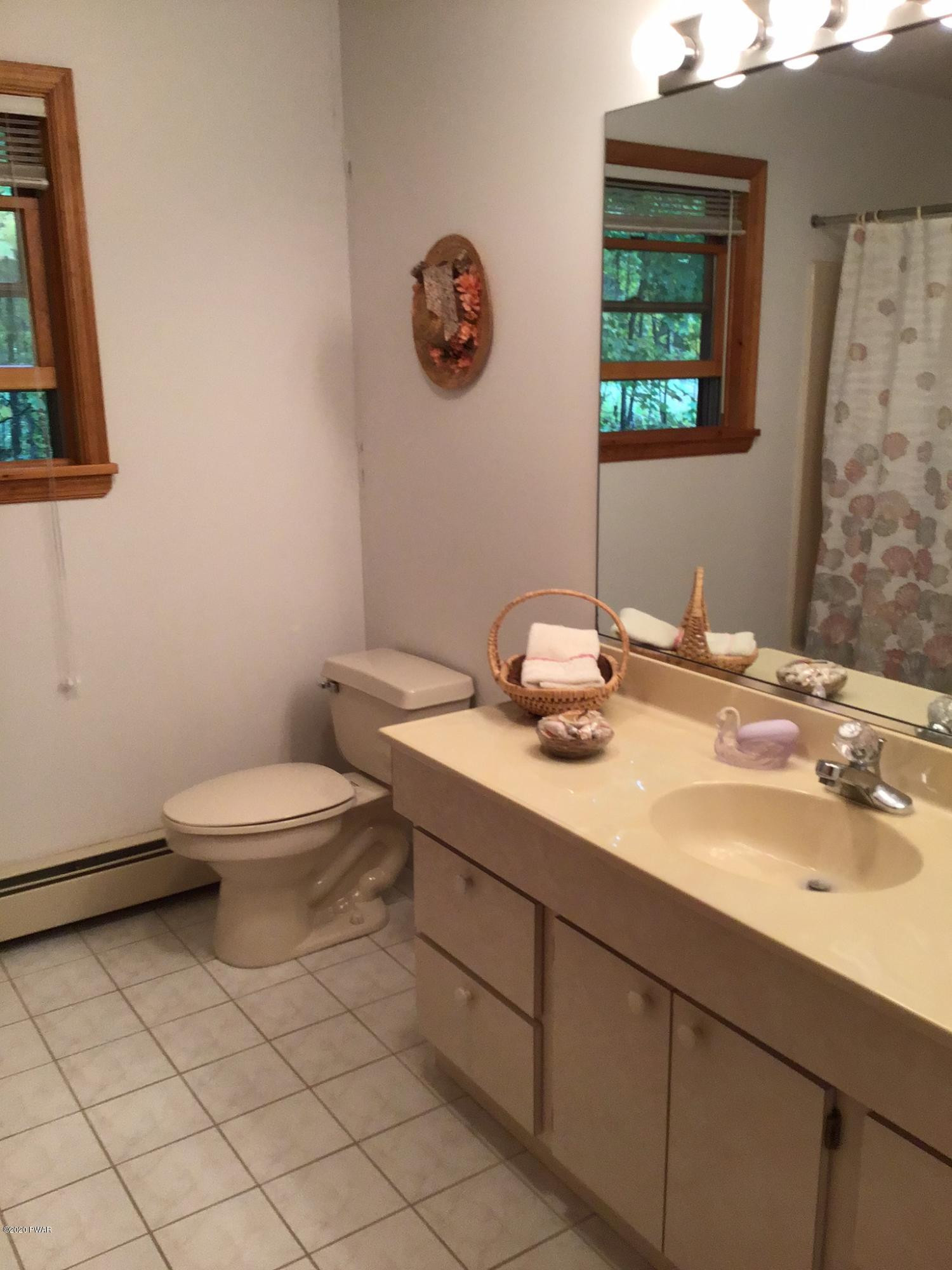 177 Ridgeview Drive Lake Ariel, PA 18436 - Photo 14 of 19