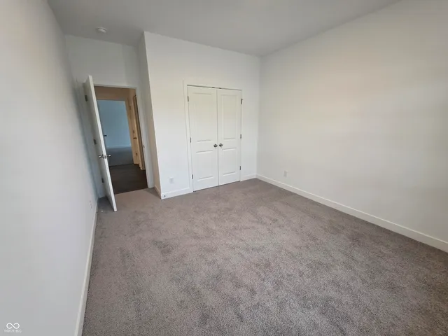 $433,500 | 5606 Marlowe Crk Drive, Clayton, IN 46118