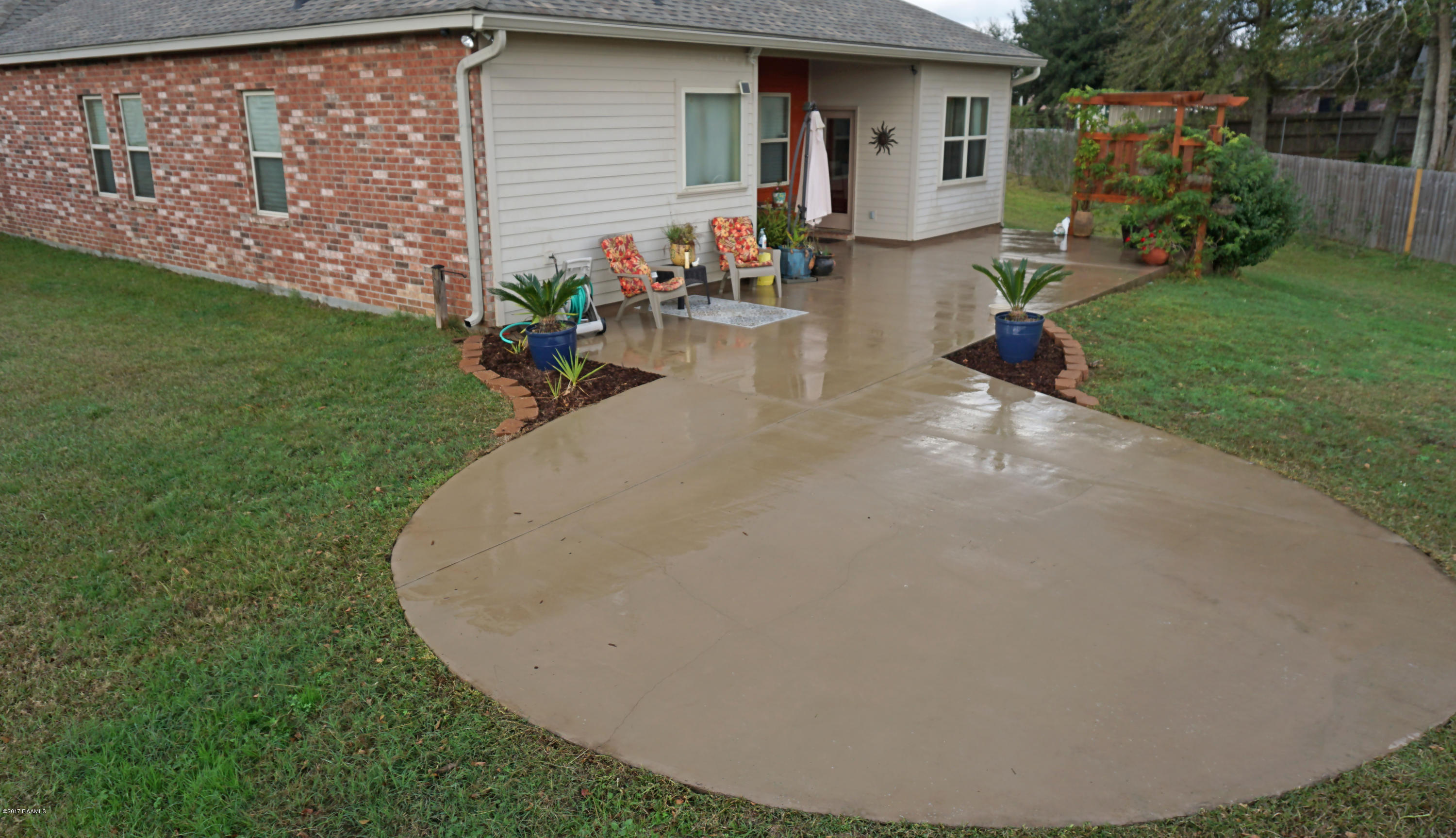 311 Still Waters Road Broussard, LA 70518 - Photo 25 of 29 Backyard2