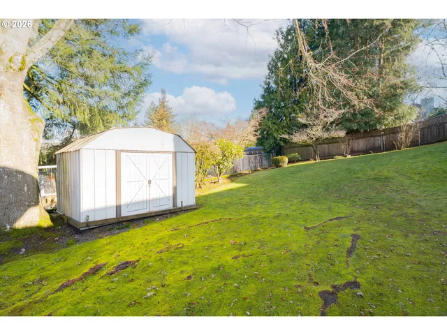 $599,000 | 3708 Northwest McCann Road, Vancouver, WA 98685