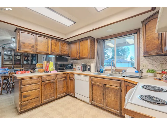 $599,000 | 3708 Northwest McCann Road, Vancouver, WA 98685