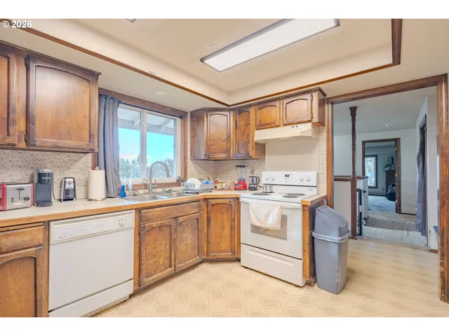 $599,000 | 3708 Northwest McCann Road, Vancouver, WA 98685