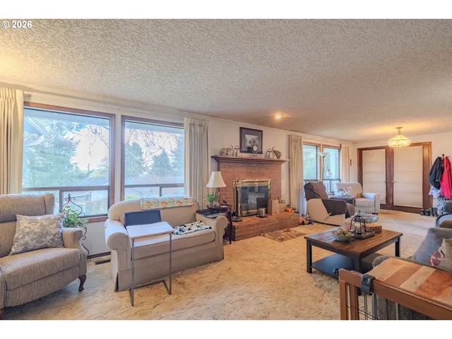 $599,000 | 3708 Northwest McCann Road, Vancouver, WA 98685