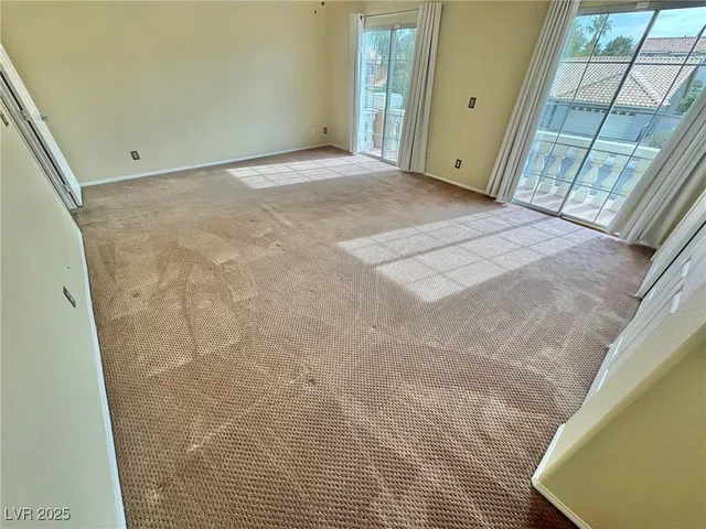 $3,300 | 8240 Tivoli Cove Drive, Las Vegas, NV 89128