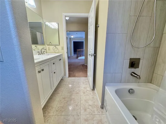 $3,300 | 8240 Tivoli Cove Drive, Las Vegas, NV 89128