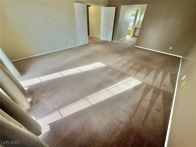 $3,300 | 8240 Tivoli Cove Drive, Las Vegas, NV 89128