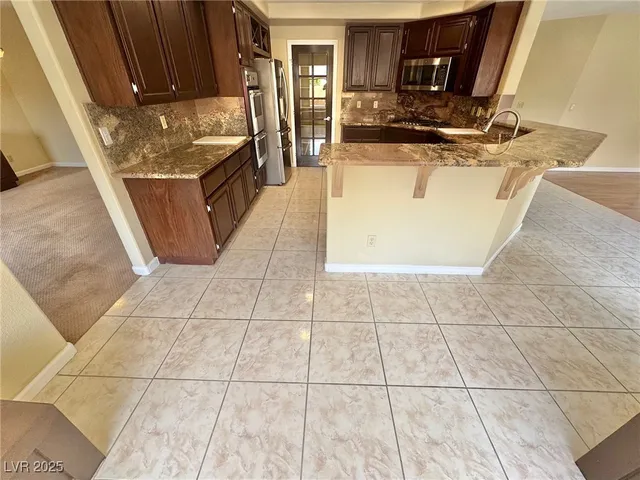 $3,300 | 8240 Tivoli Cove Drive, Las Vegas, NV 89128