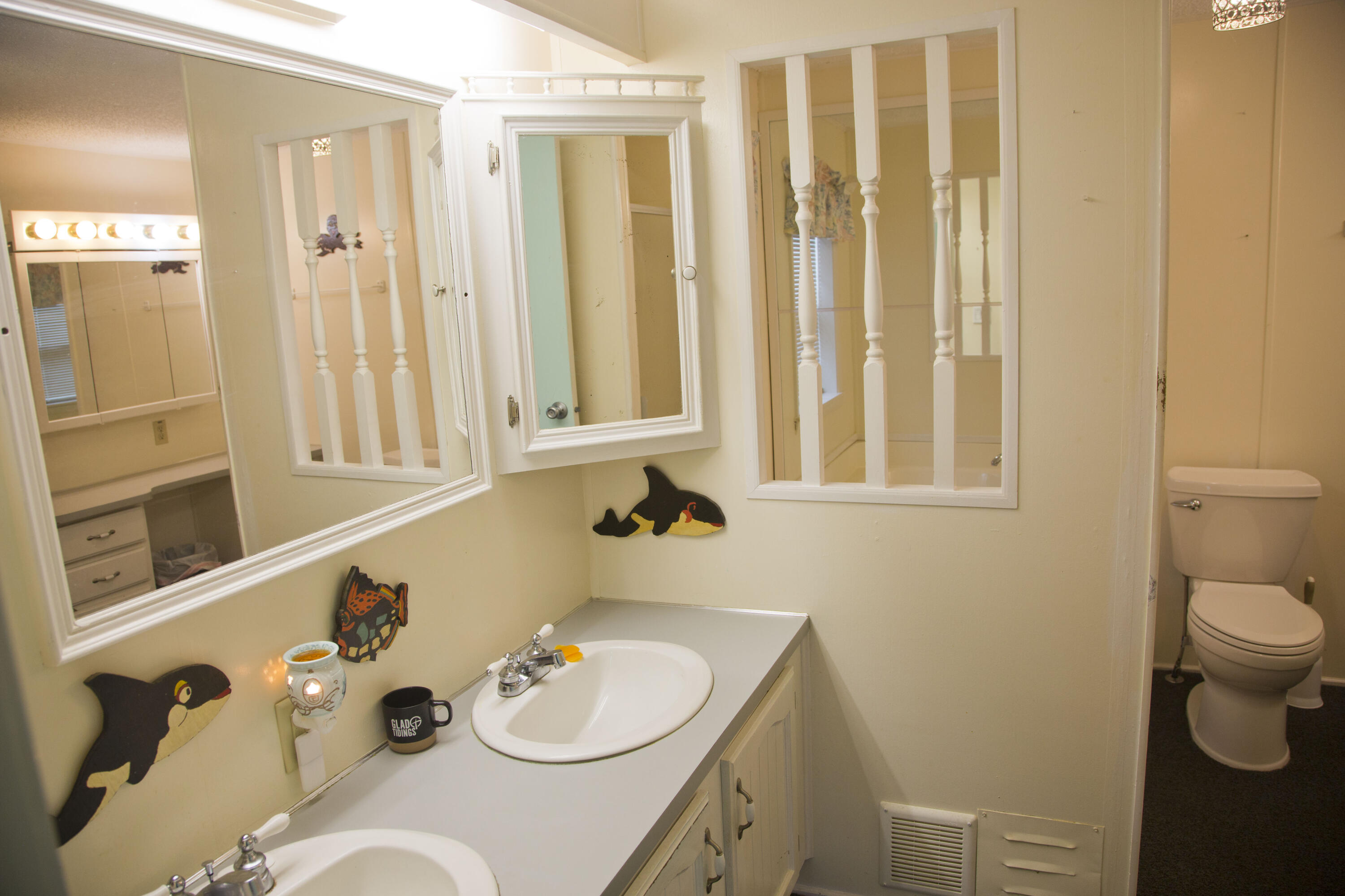 1 L Street Bangor, ME 04401 - Photo 19 of 41 Bathroom Suite