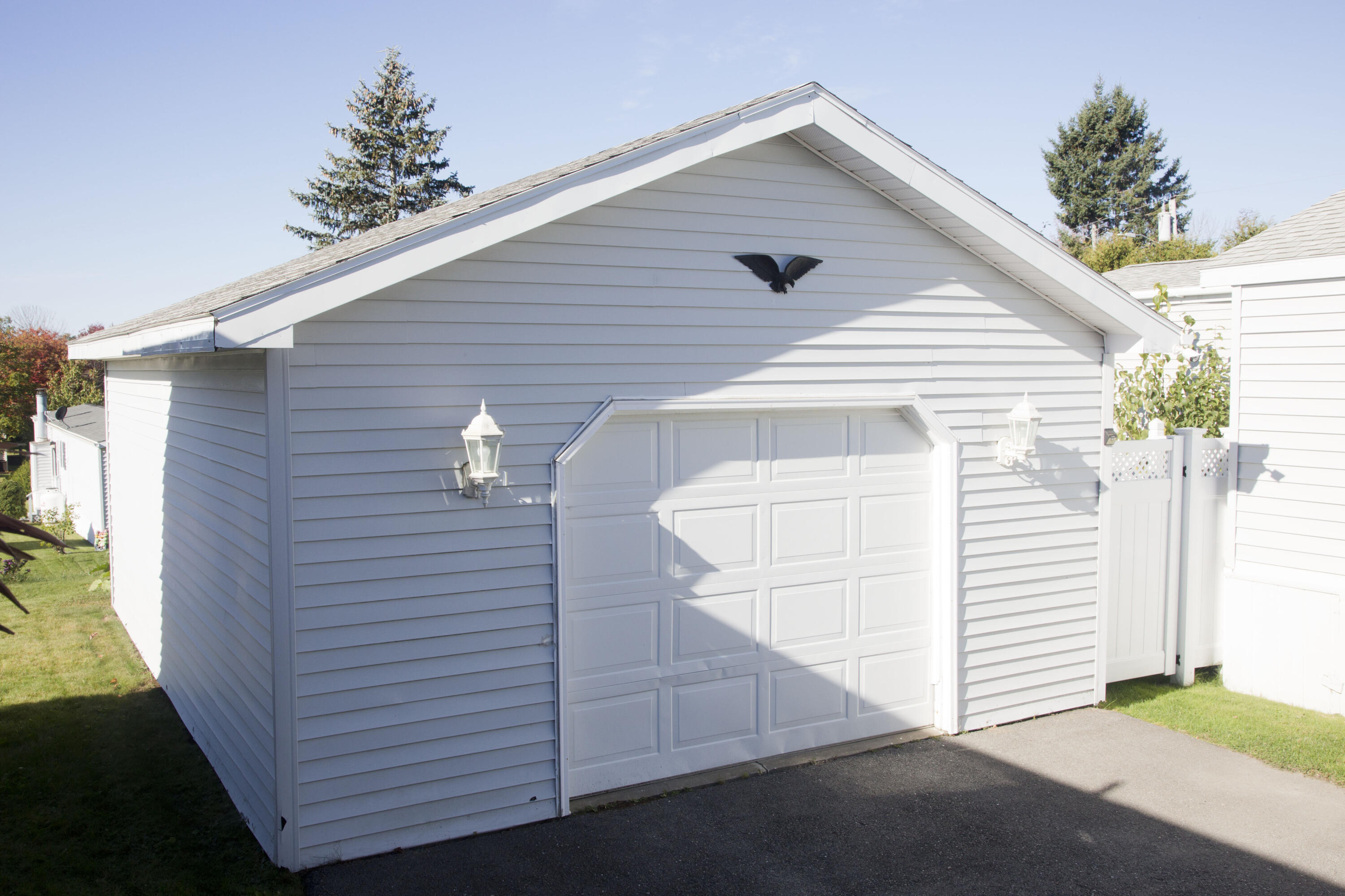 1 L Street Bangor, ME 04401 - Photo 4 of 41 Detached Garage