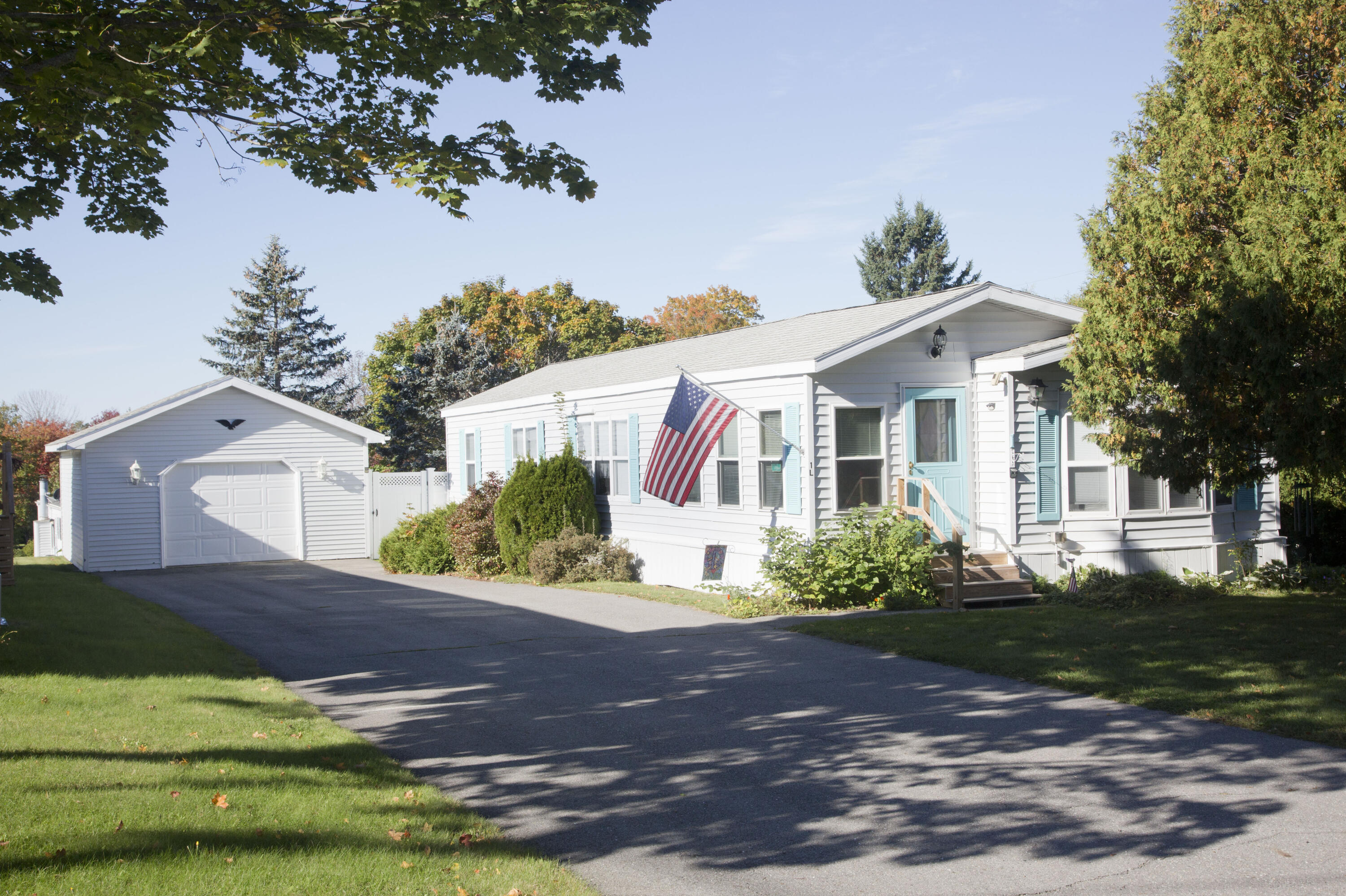 1 L Street Bangor, ME 04401 - Photo 5 of 41 Paved Driveway