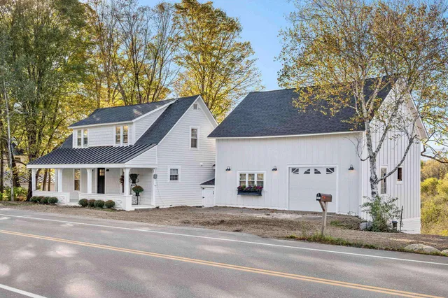 $1,099,000 | 1091 Pucker Street, Stowe, VT 05672