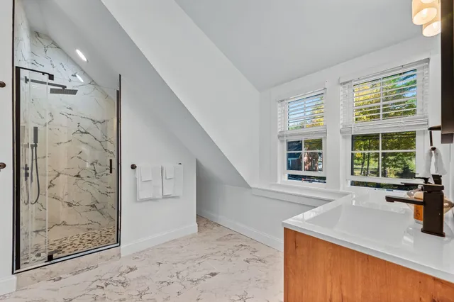 $1,099,000 | 1091 Pucker Street, Stowe, VT 05672