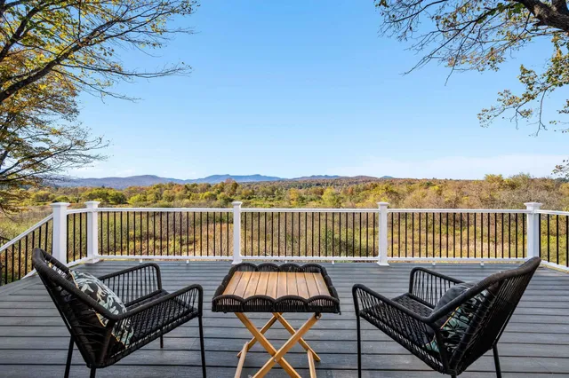 $1,099,000 | 1091 Pucker Street, Stowe, VT 05672