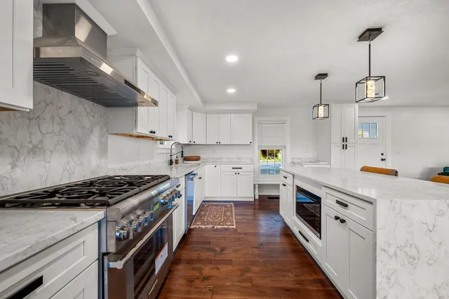 $1,099,000 | 1091 Pucker Street, Stowe, VT 05672