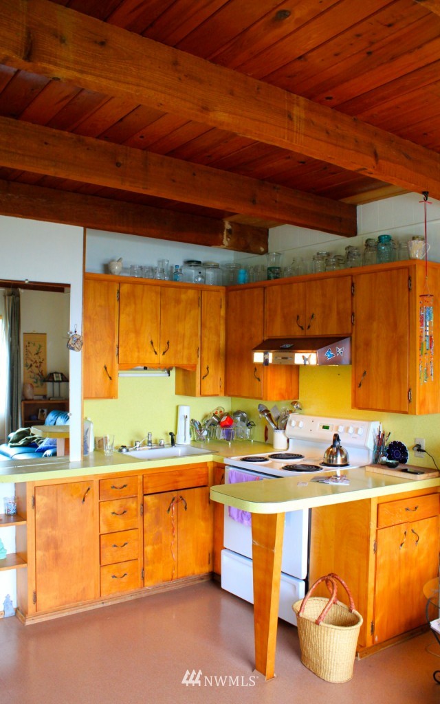 4866 Roney Road Bow, WA 98232 - Photo 7 of 25 Gallery Image 7