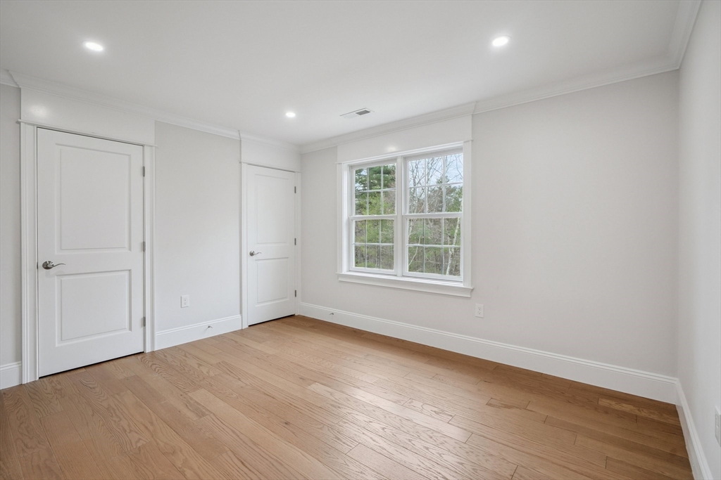 5 Singletary Way Hopkinton, MA 01748 - Photo 20 of 41