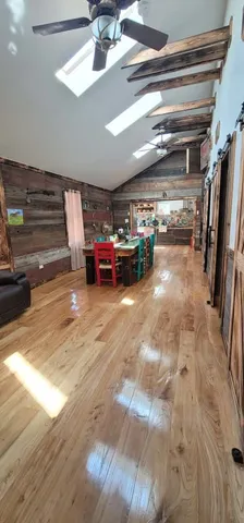 $450,000 | 21439 Highway 113, Custer Park, IL 60481