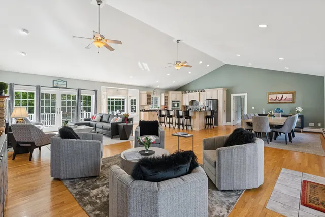 $834,900 | 29 Victoria Lane, Windham, ME 04062