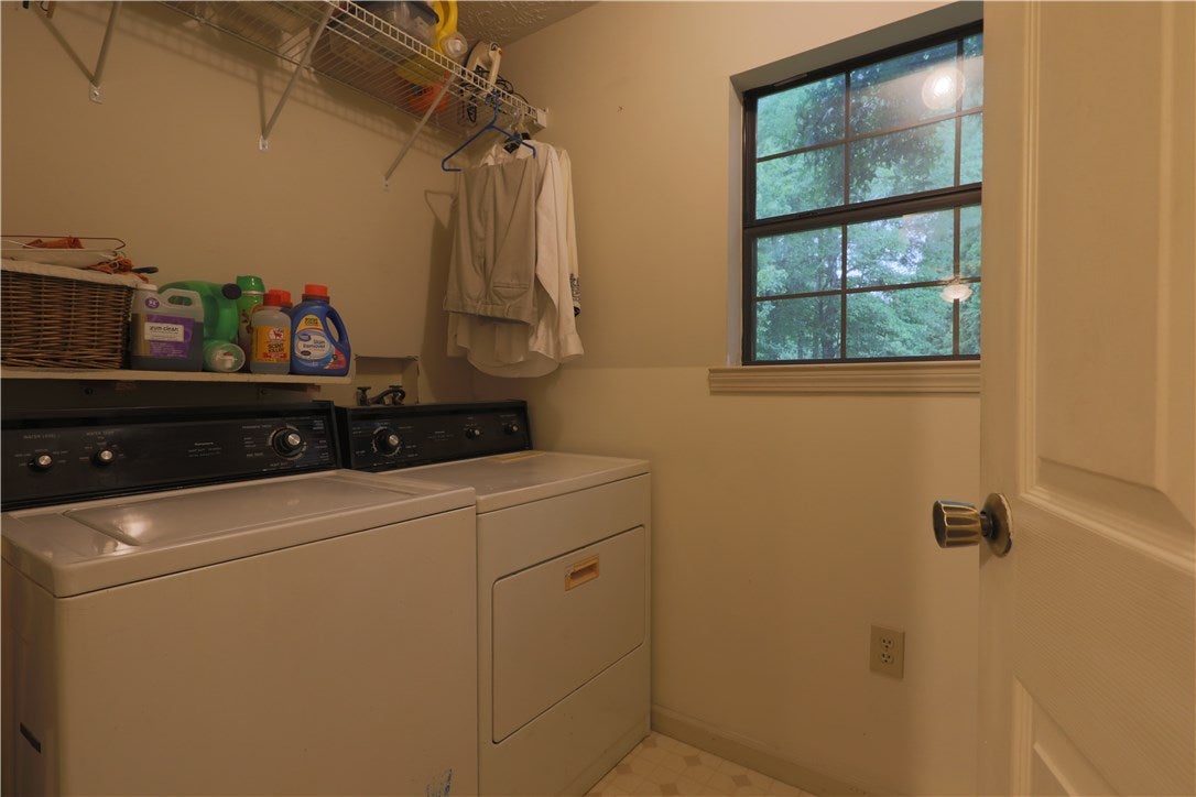 664 Pear Tree Road Auburn, AL 36830 - Photo 9 of 22 Gallery Image 9