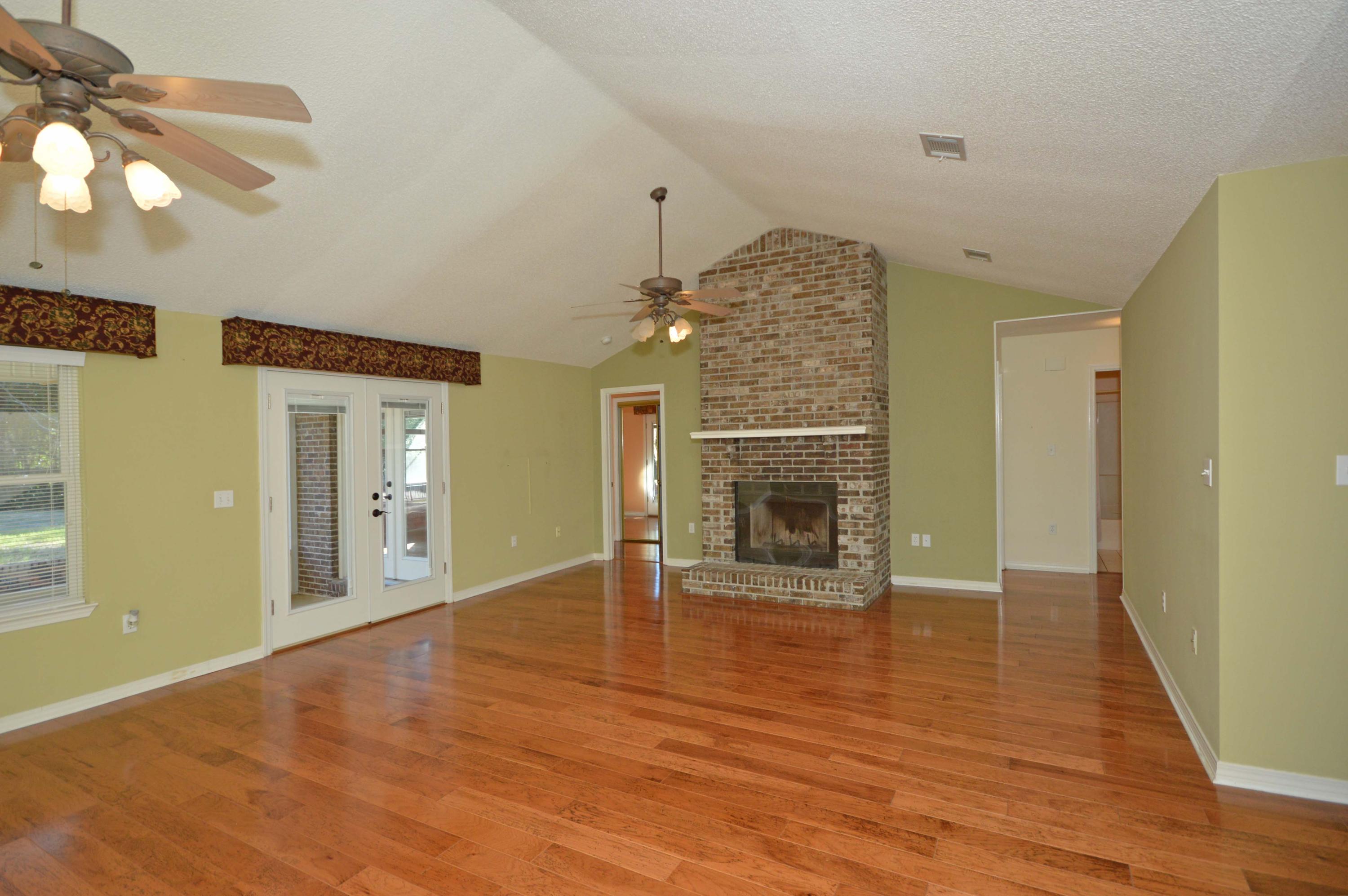 7039 Snug Waters Road Navarre, FL 32566 - Photo 21 of 49