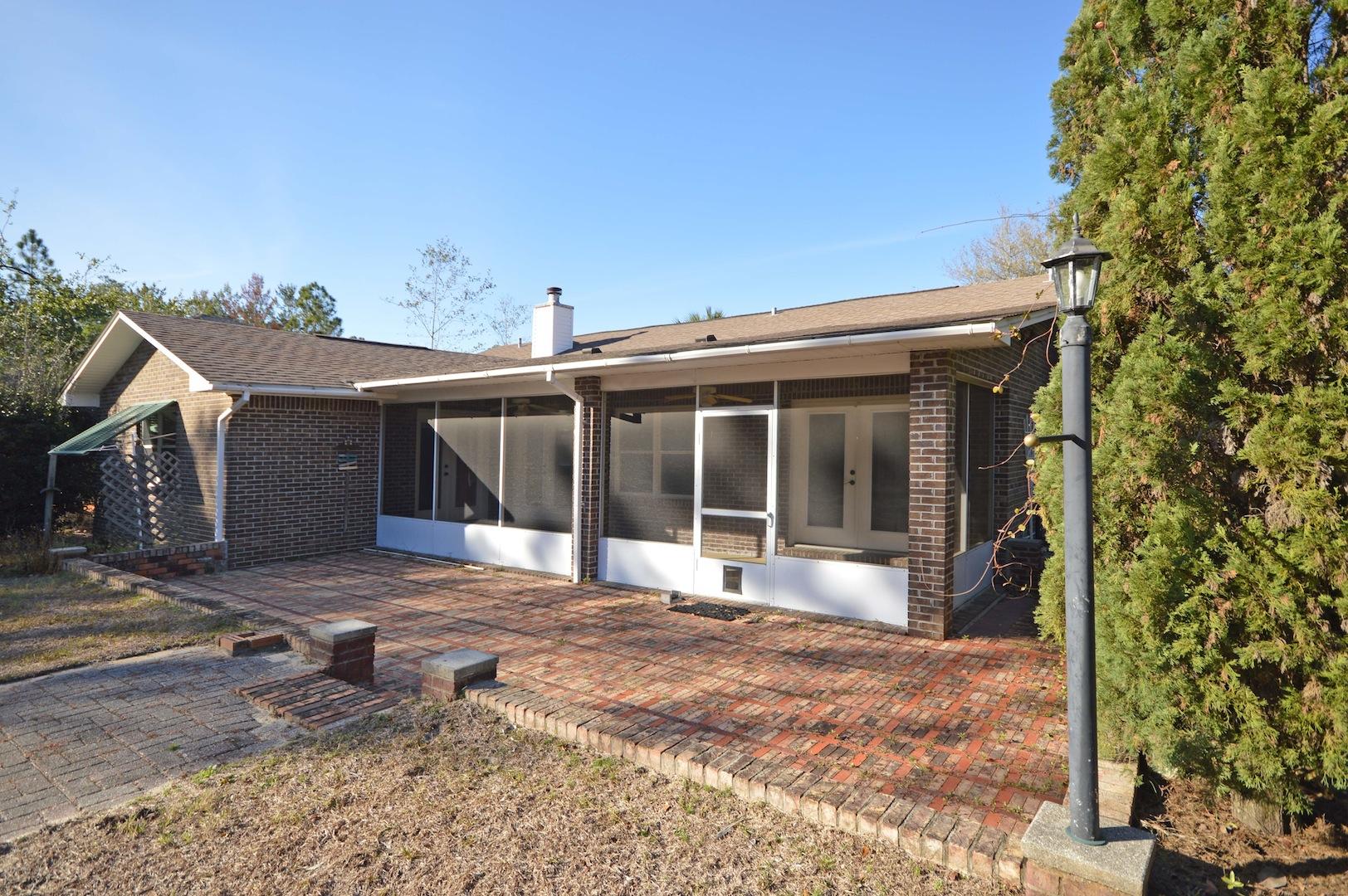 7039 Snug Waters Road Navarre, FL 32566 - Photo 4 of 49