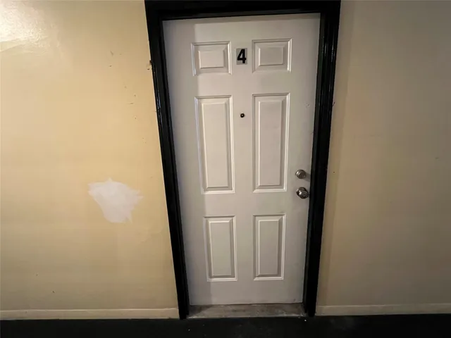 $850 | 134 West Main Street, Unit 4, Endicott, NY 13760