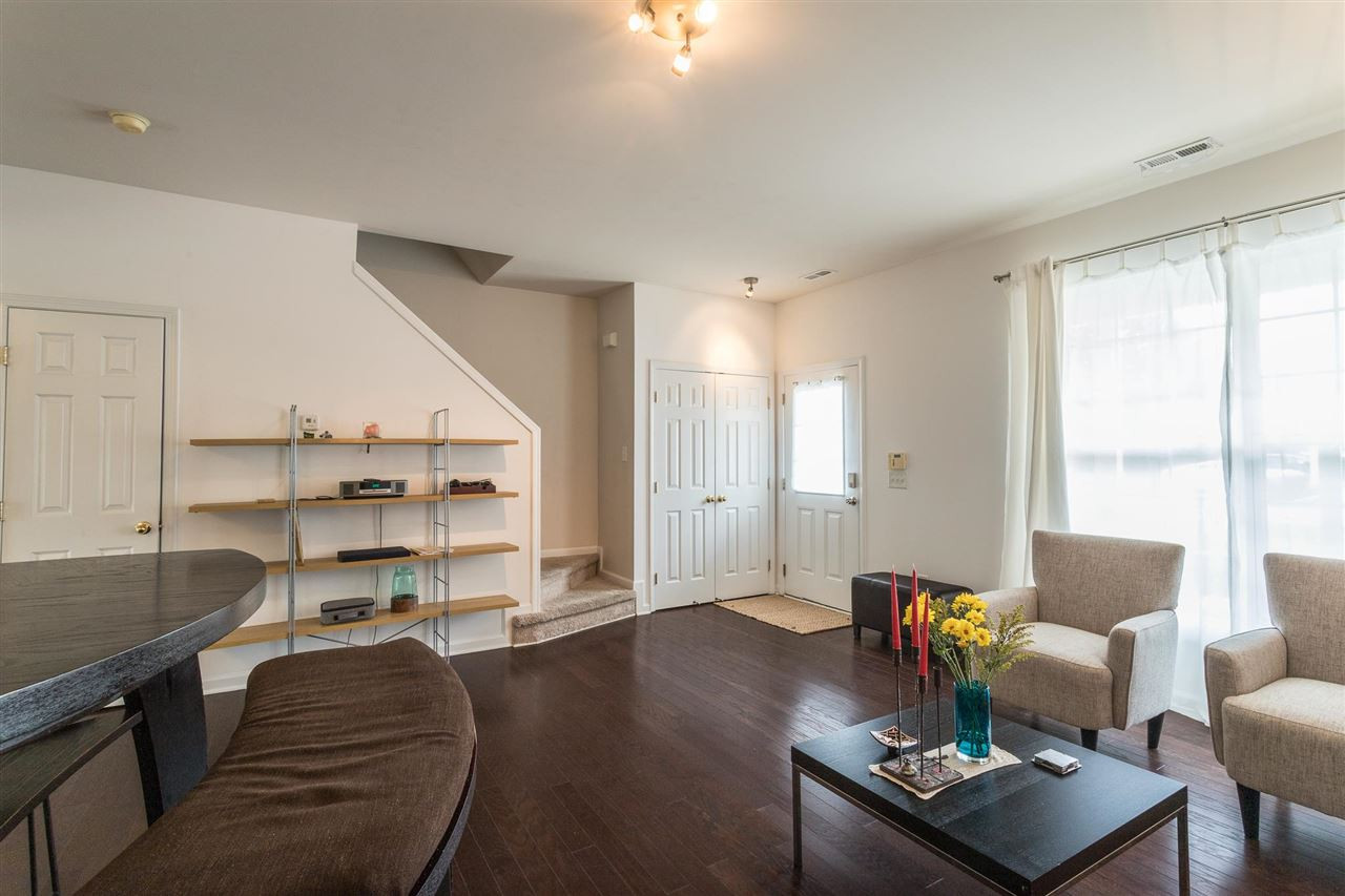 8105 Rhiannon Road Raleigh, NC 27613 - Photo 4 of 26 Photo 4