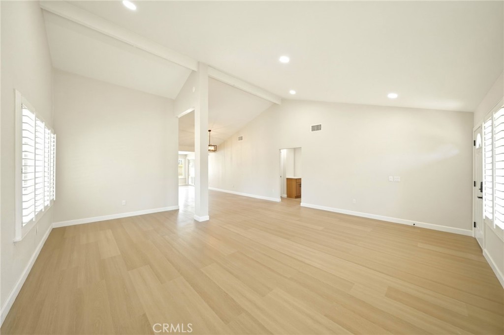 3073 Joshua Tree Road Riverside, CA 92503 - Photo 8 of 56