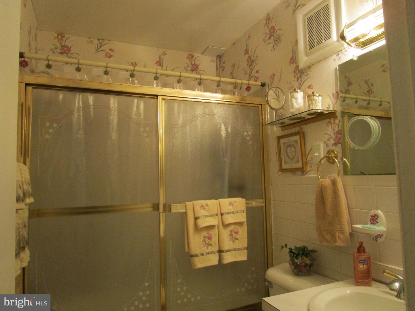 3366 South Keswick Road Philadelphia, PA 19114 - Photo 16 of 25 Unit #1
