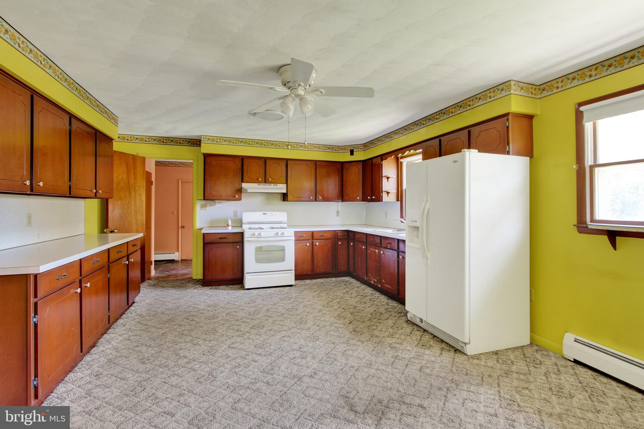 2482 Pine Grove Road York, PA 17403 - Photo 4 of 14