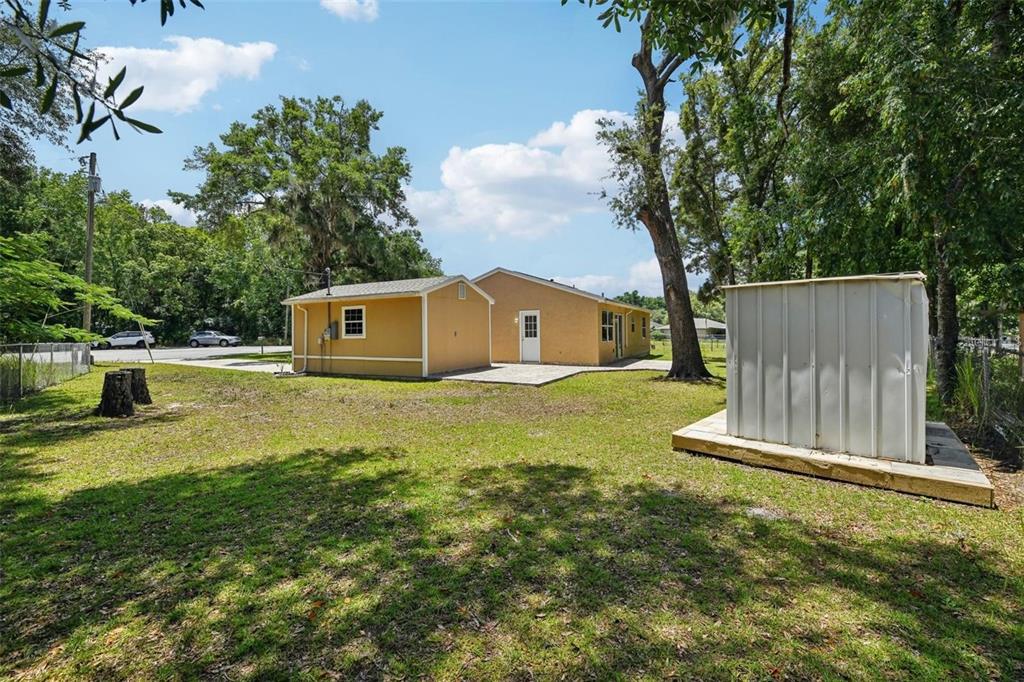 5 Cedar Lane Ocala, FL 34472 - Photo 22 of 24 a house view with a garden space