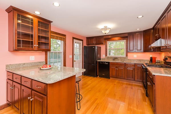 32 Chatham Street Arlington, MA 02474 - Photo 16 of 30