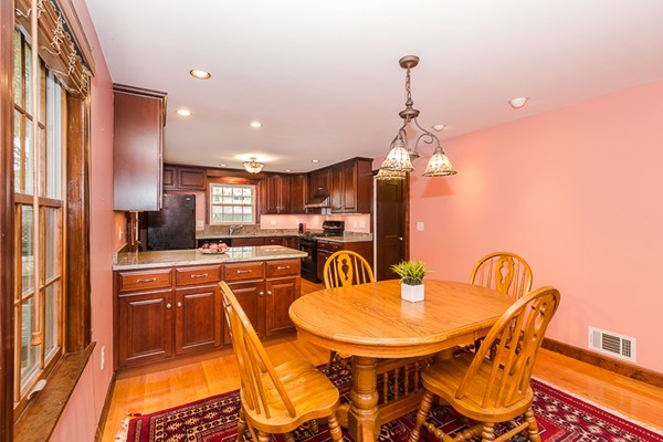 32 Chatham Street Arlington, MA 02474 - Photo 19 of 30