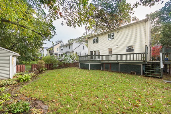 32 Chatham Street Arlington, MA 02474 - Photo 4 of 30