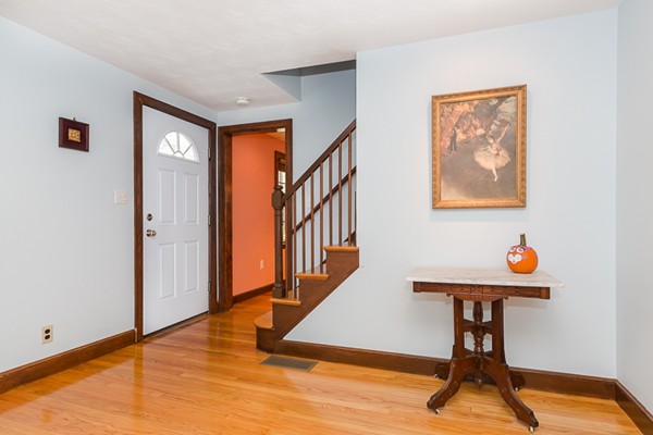 32 Chatham Street Arlington, MA 02474 - Photo 9 of 30