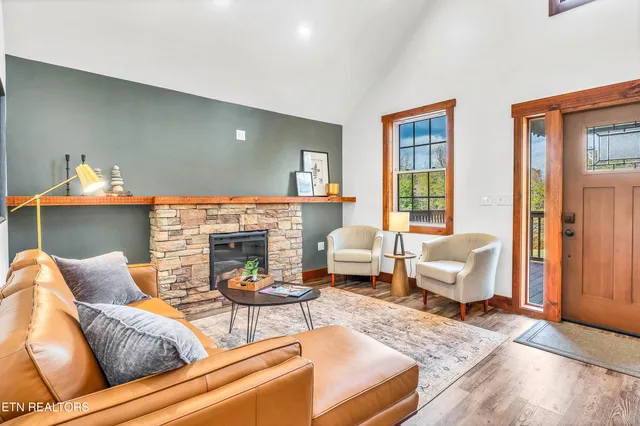 $499,900 | 133 Westwing Cave Road, Townsend, TN 37882