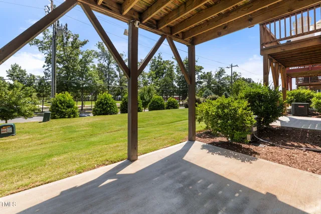 a view of a backyard with garden