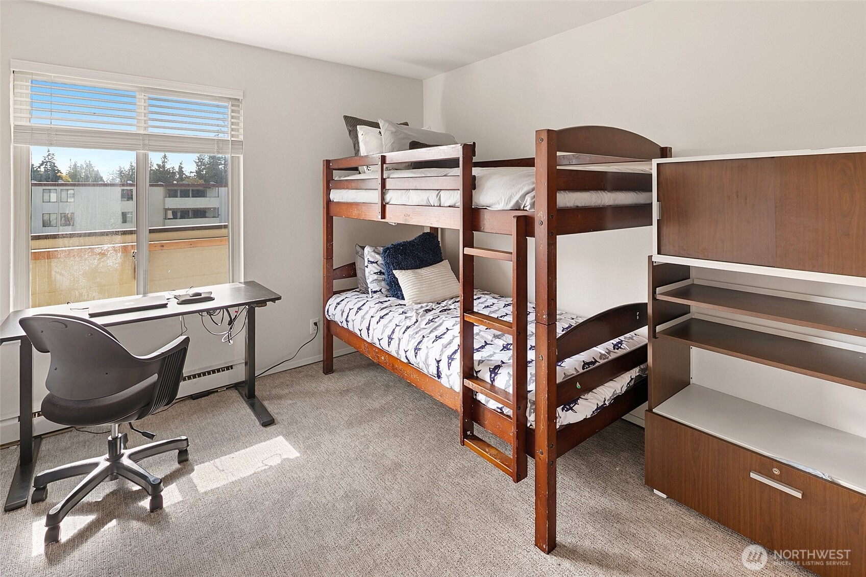 8516 196th Street Southwest, Unit 302 Edmonds, WA 98026 - Photo 11 of 33