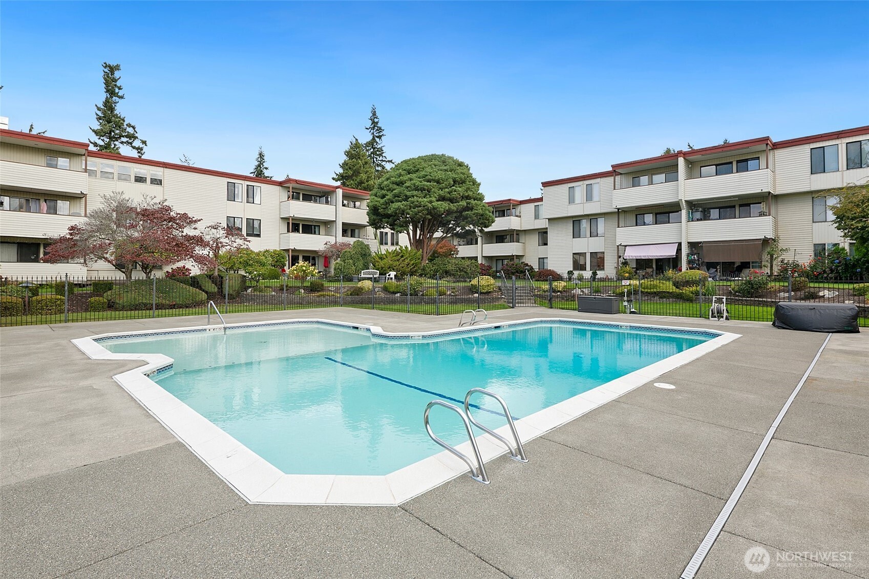 8516 196th Street Southwest, Unit 302 Edmonds, WA 98026 - Photo 25 of 33