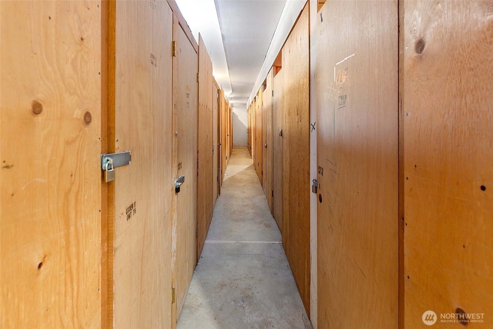 8516 196th Street Southwest, Unit 302 Edmonds, WA 98026 - Photo 32 of 33