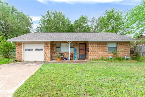 $225,000 | 721 Water Crest Circle, Canton, TX 75103
